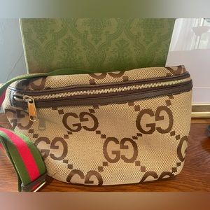 Gucci jumbo GG belt bag